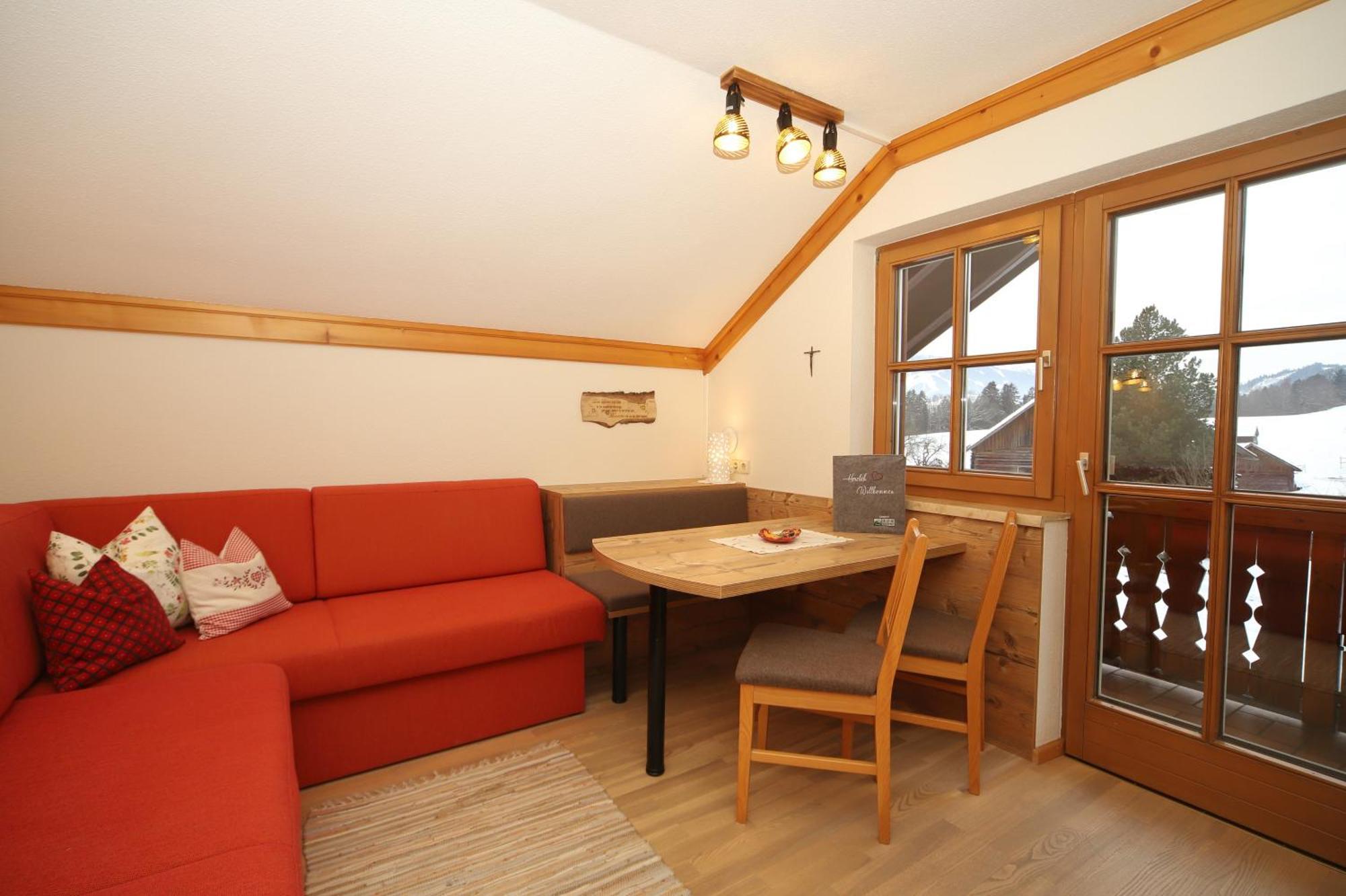 Linarhof Apartment Urlaub Am Bio Bauernhof Haus im Ennstal Room photo