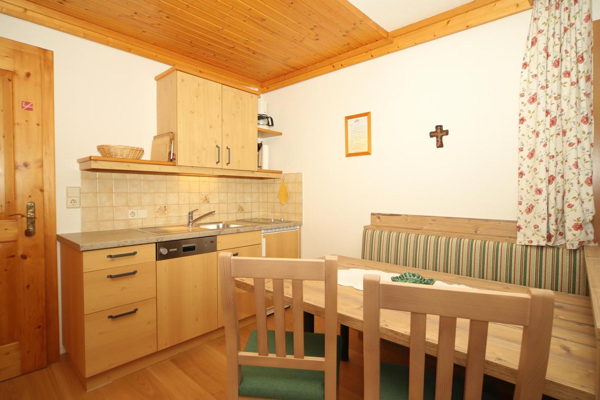 Linarhof Apartment Urlaub Am Bio Bauernhof Haus im Ennstal Room photo